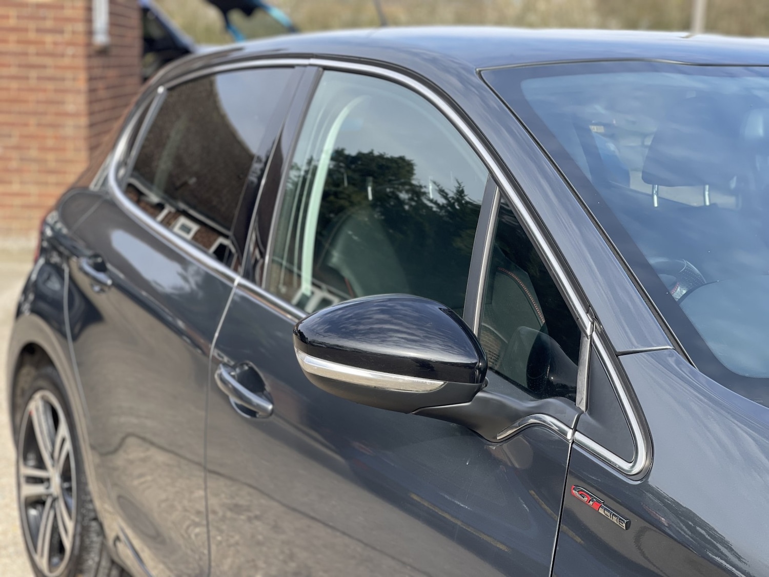 Used Peugeot 208 2016 for sale - 77981819: Photo 8