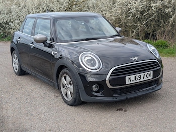 Used MINI Hatch 2019 for sale - 78246391: Photo
