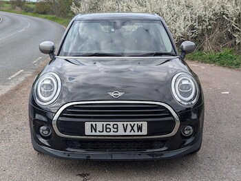 Used MINI Hatch 2019 for sale - 78246391: Photo