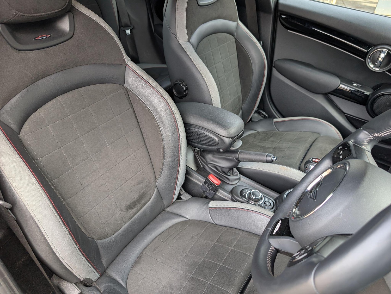 Used MINI Hatch 2021 for sale - 77970256: Photo 9