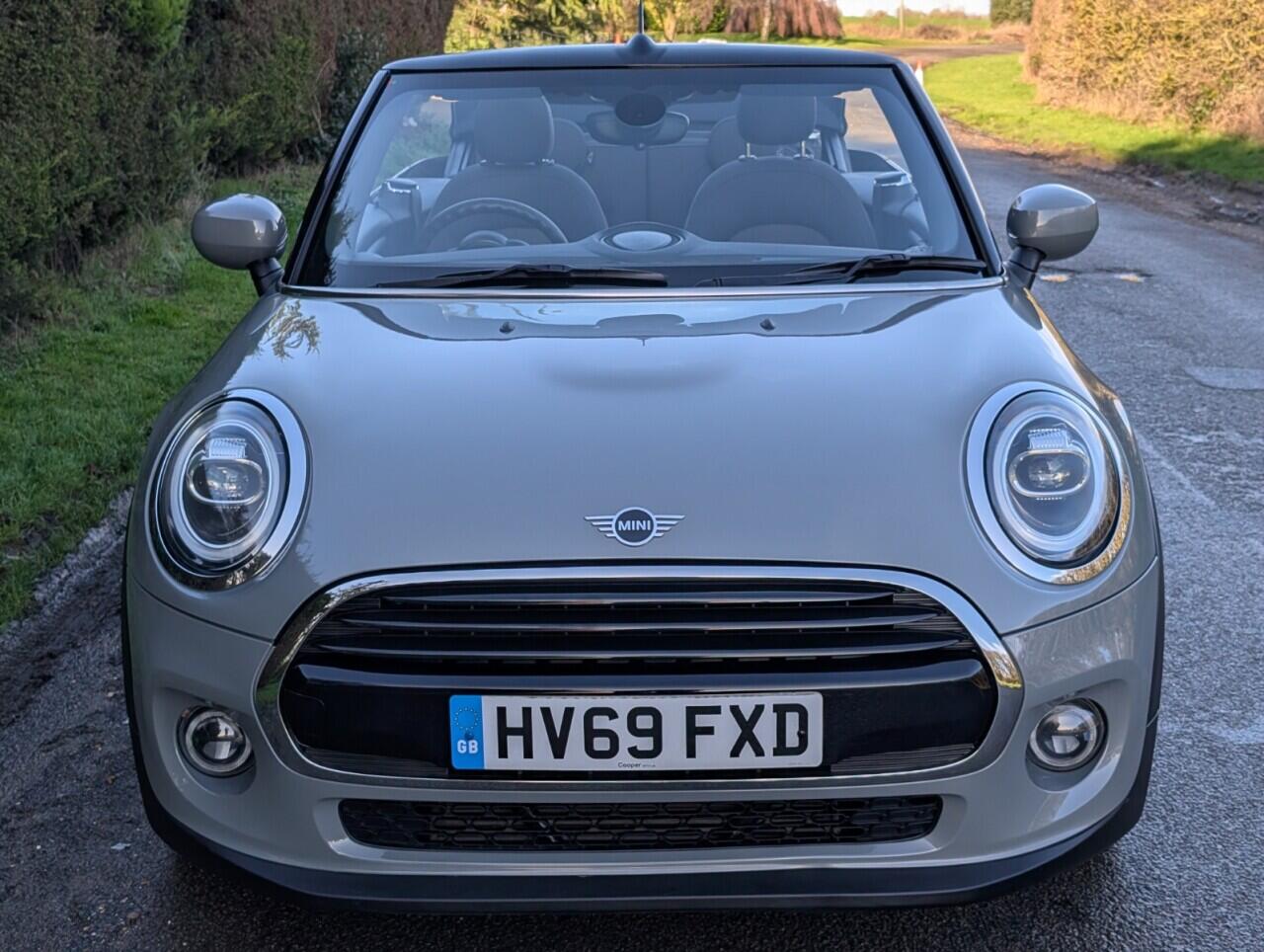 Used MINI Convertible 2019 for sale - 77892836: Photo 10