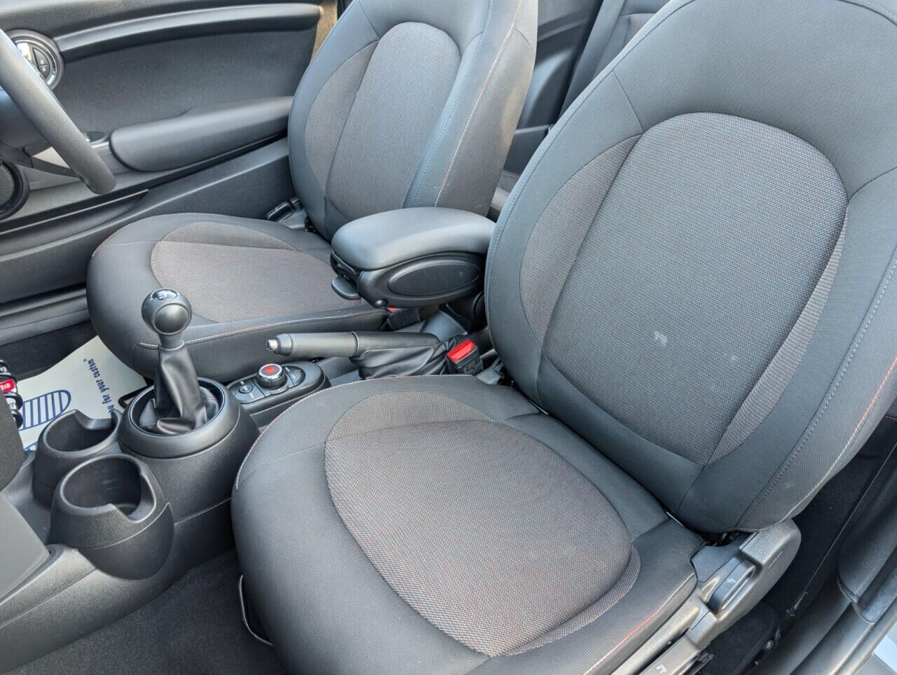 Used MINI Convertible 2019 for sale - 77892836: Photo 12