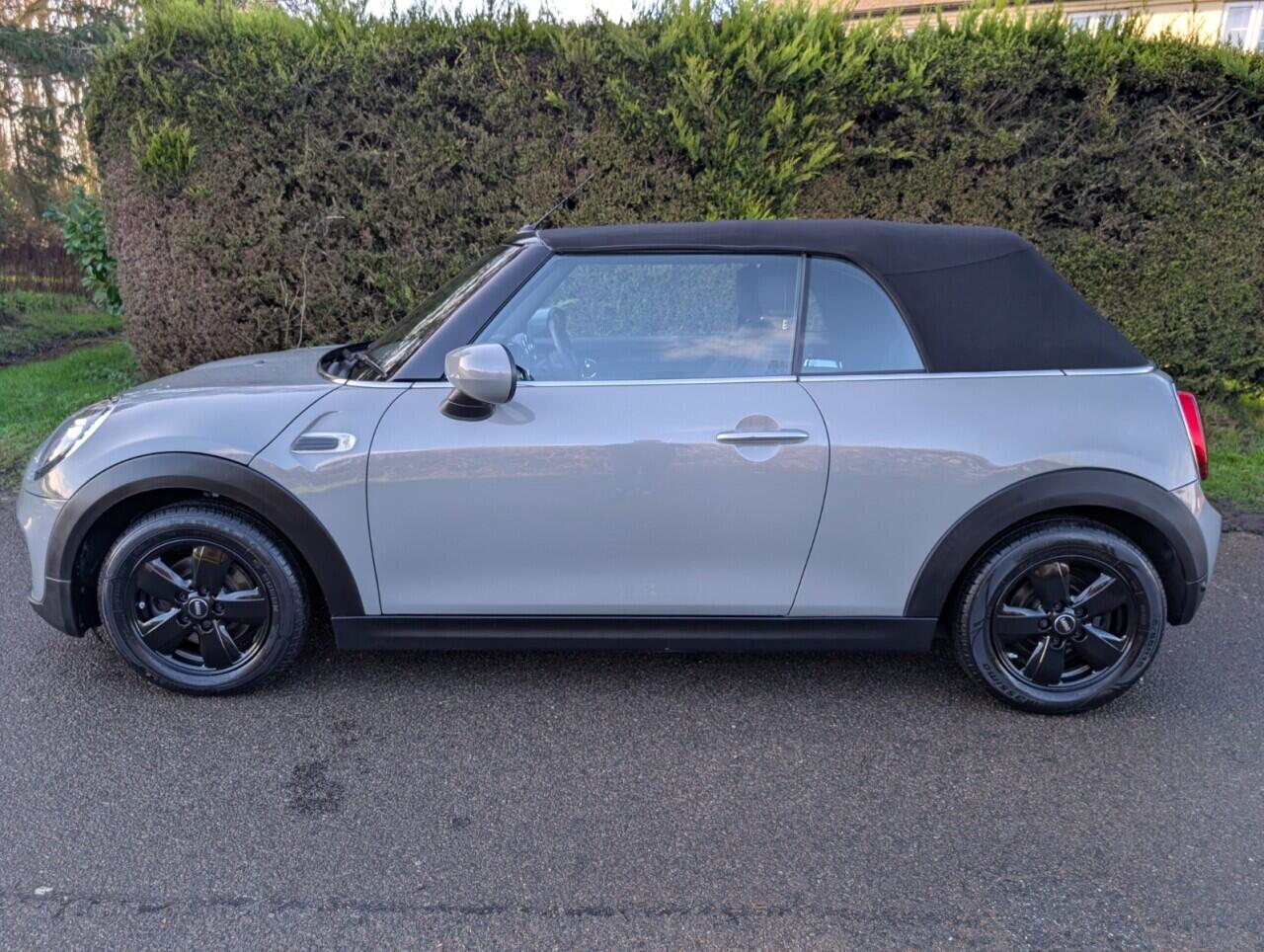 Used MINI Convertible 2019 for sale - 77892836: Photo 13