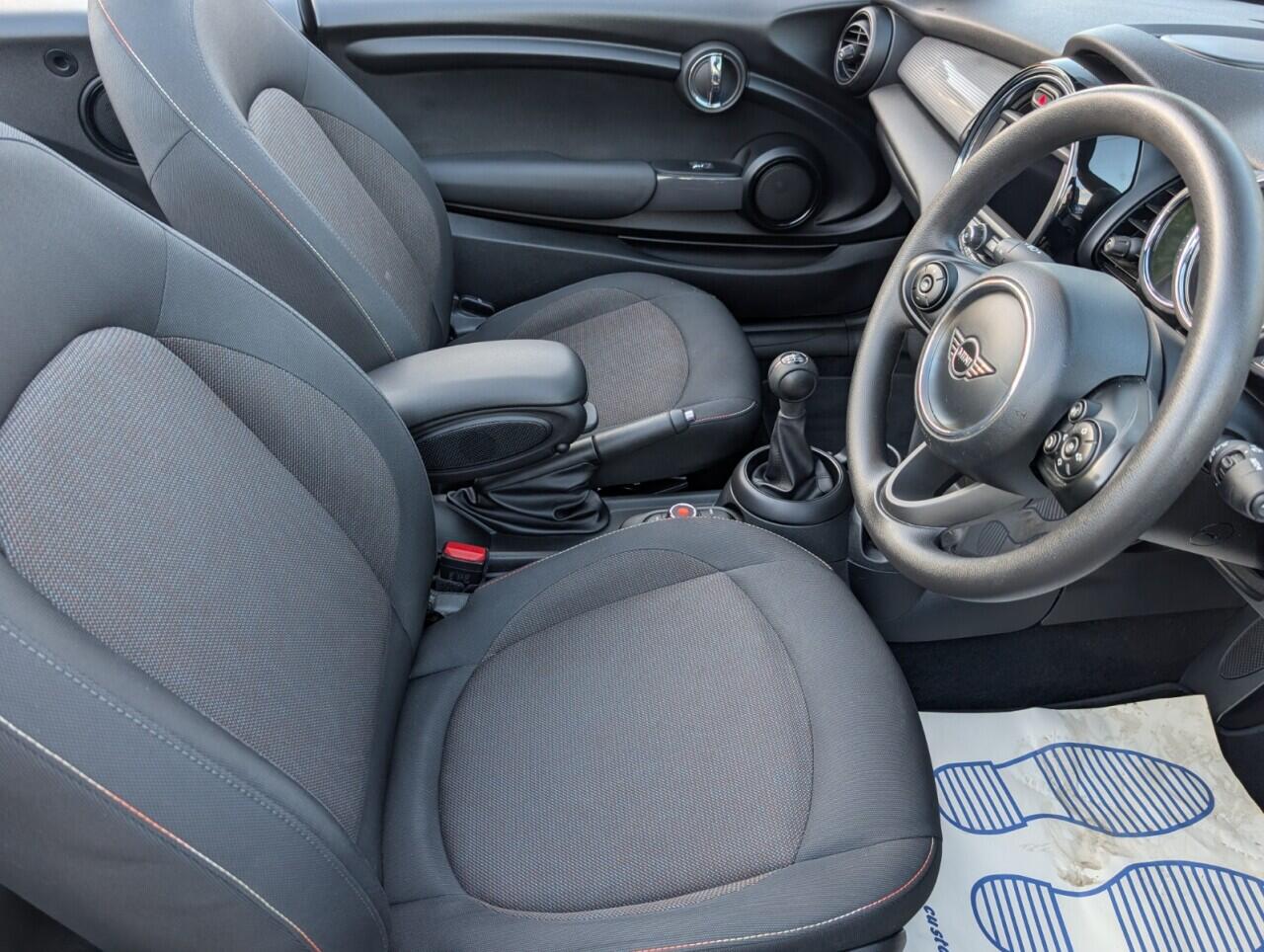 Used MINI Convertible 2019 for sale - 77892836: Photo 24