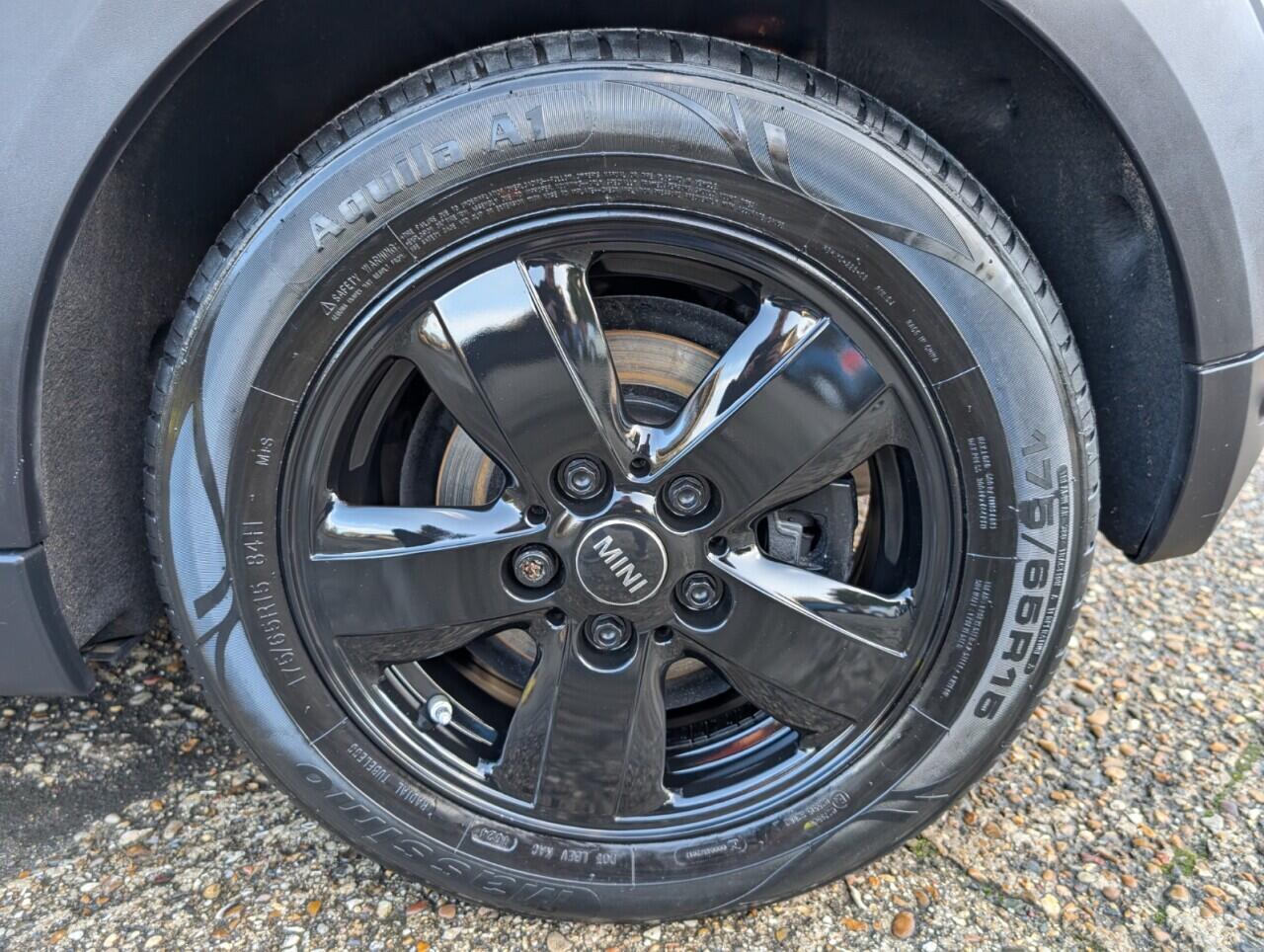 Used MINI Convertible 2019 for sale - 77892836: Photo 37