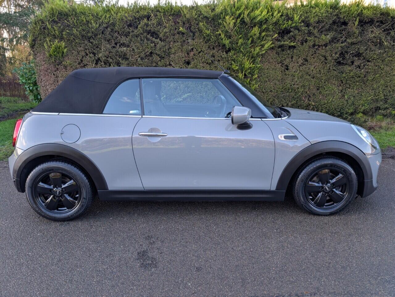Used MINI Convertible 2019 for sale - 77892836: Photo 5