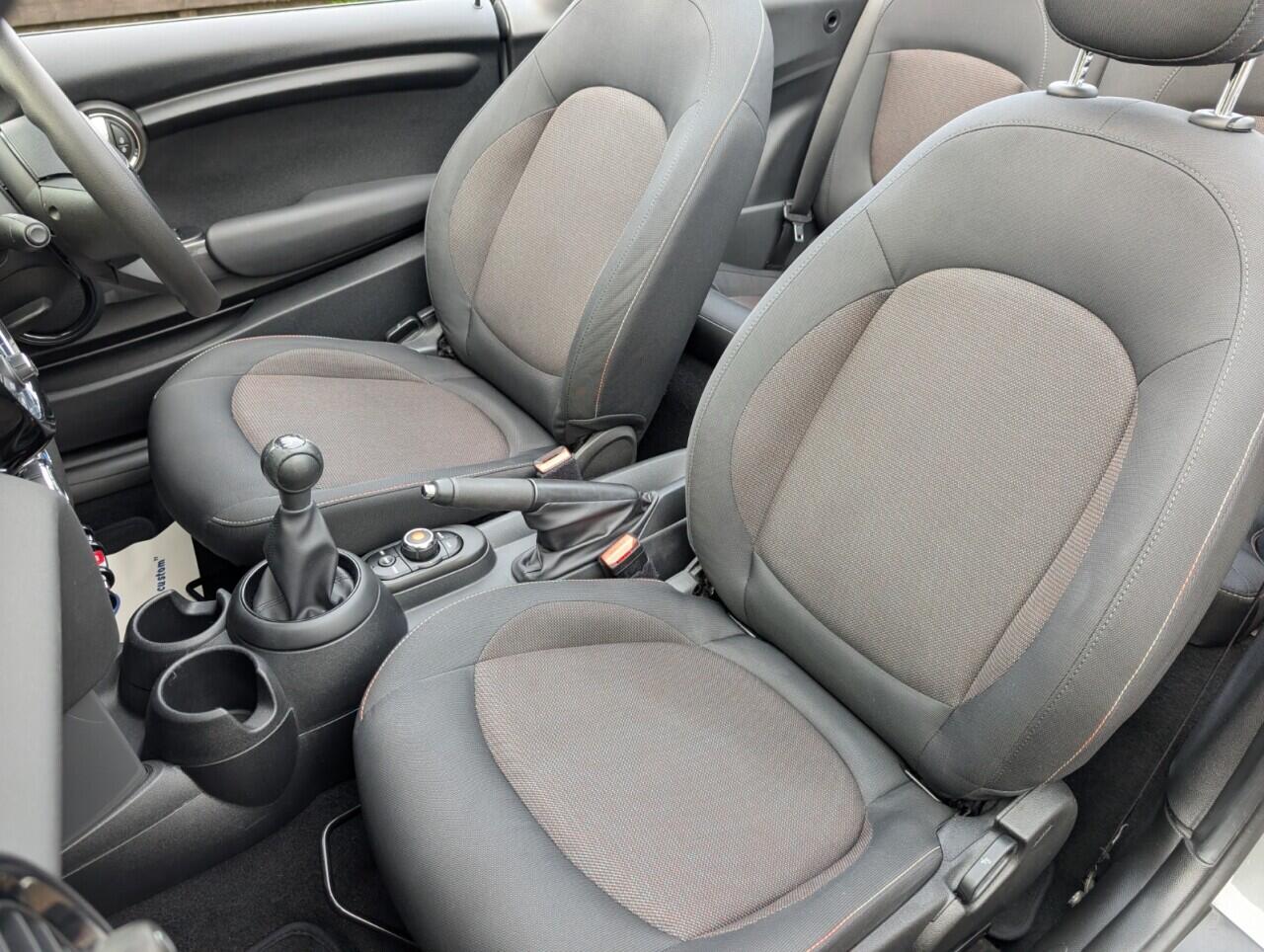 Used MINI Convertible 2019 for sale - 77892450: Photo 12