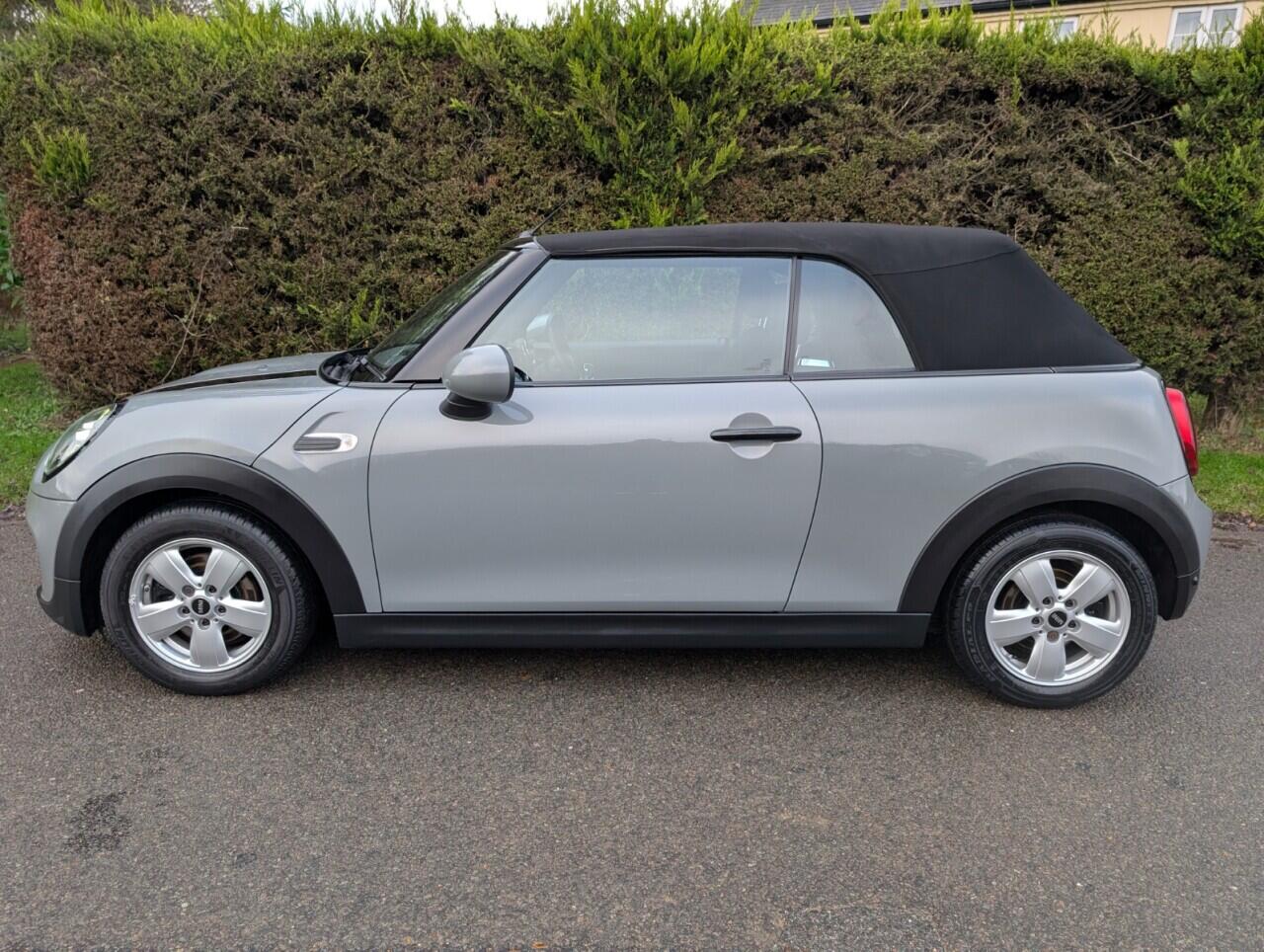 Used MINI Convertible 2019 for sale - 77892450: Photo 13