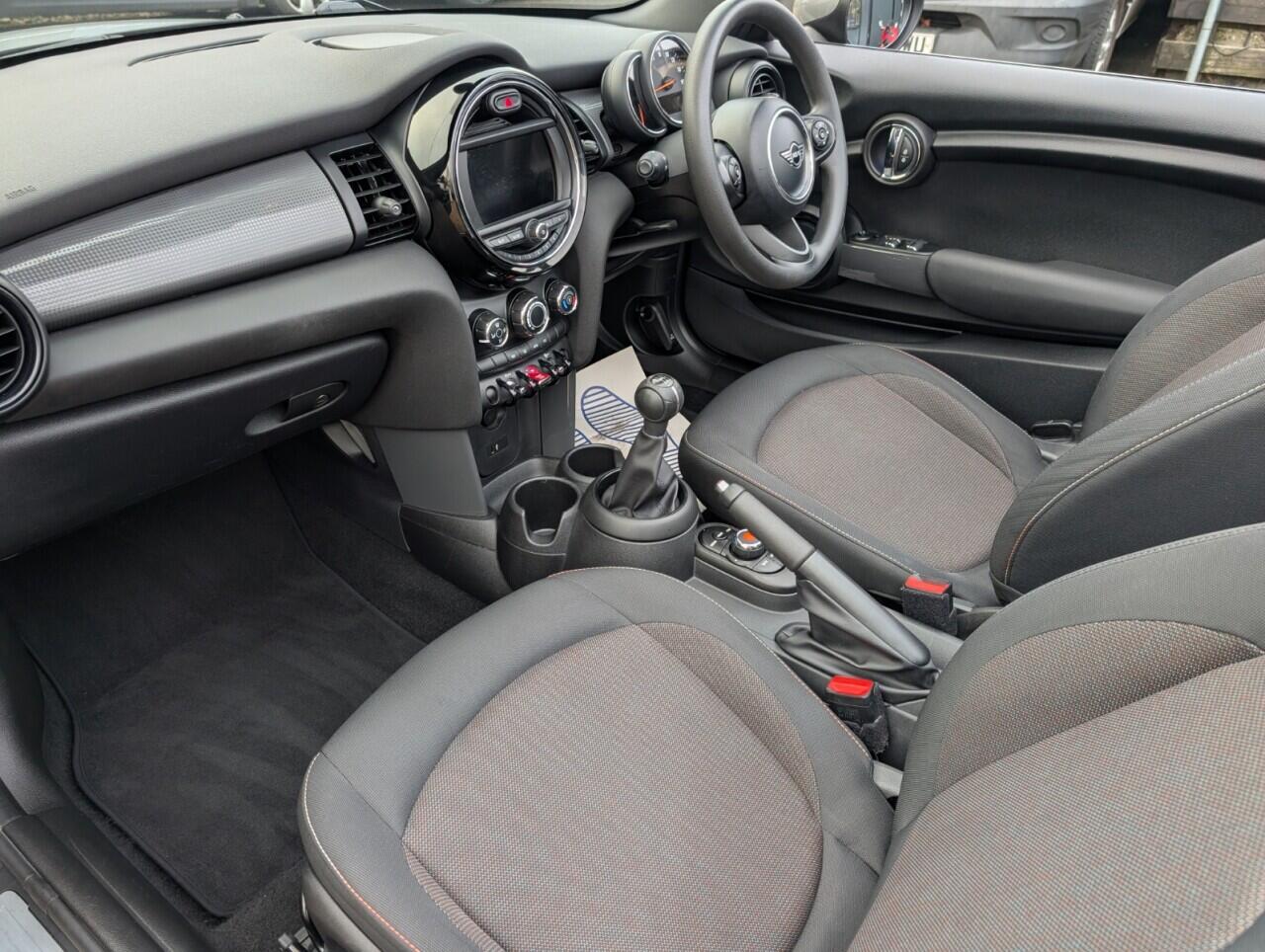 Used MINI Convertible 2019 for sale - 77892450: Photo 15