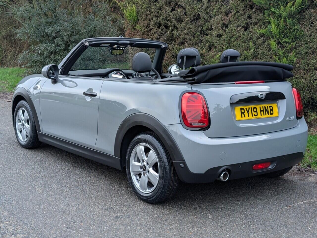 Used MINI Convertible 2019 for sale - 77892450: Photo 19