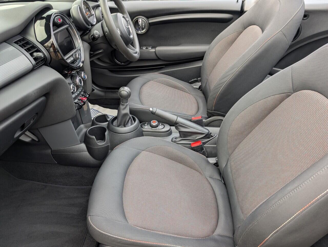 Used MINI Convertible 2019 for sale - 77892450: Photo 21