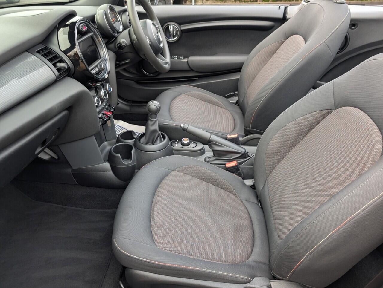 Used MINI Convertible 2019 for sale - 77892450: Photo 27