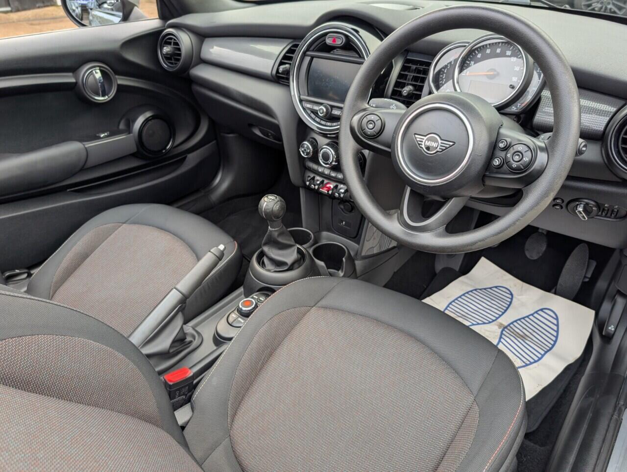 Used MINI Convertible 2019 for sale - 77892450: Photo 29