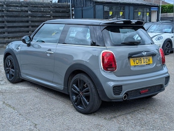 Used MINI Hatch 2019 for sale - 78613044: Photo