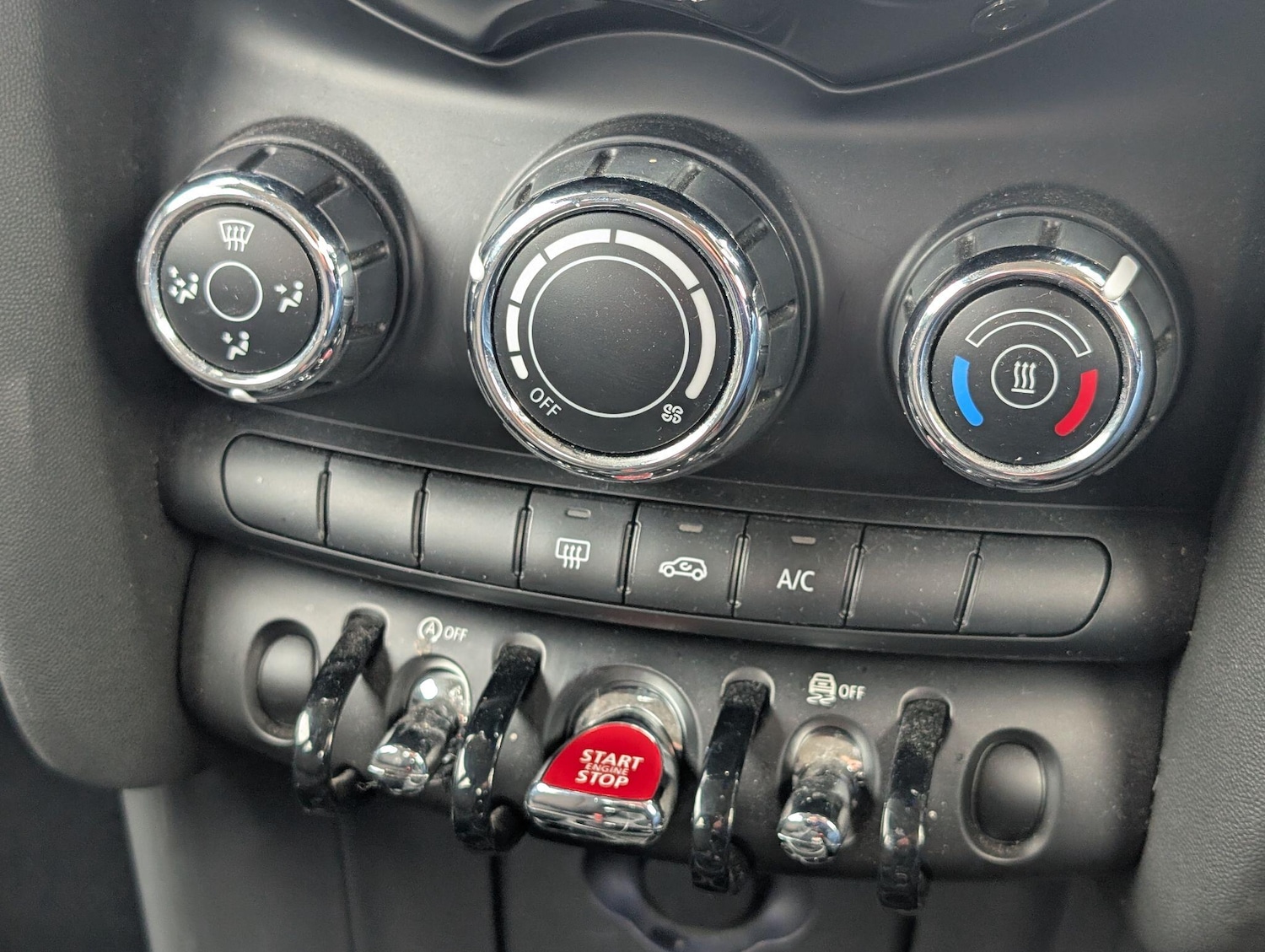 Used MINI Hatch 2019 for sale - 78099900: Photo 15