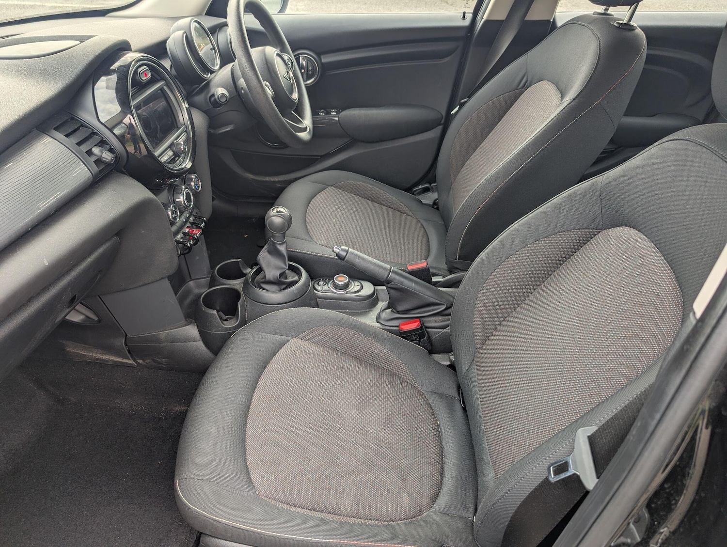 Used MINI Hatch 2019 for sale - 78099900: Photo 17