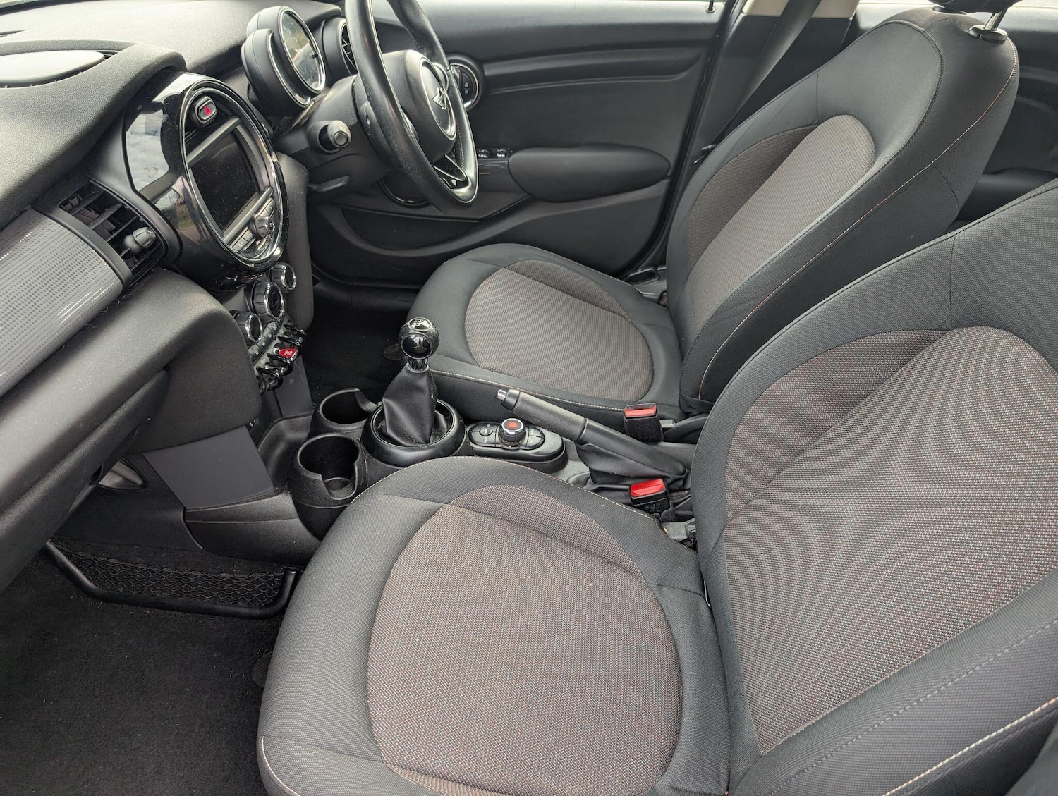 Used MINI Hatch 2016 for sale - 78100999: Photo 15