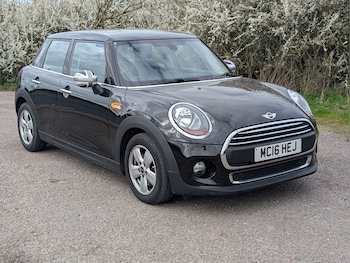 Used MINI Hatch 2016 for sale - 78100999: Photo