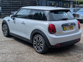 Used MINI Electric Hatch 2021 for sale - 78860067: Photo