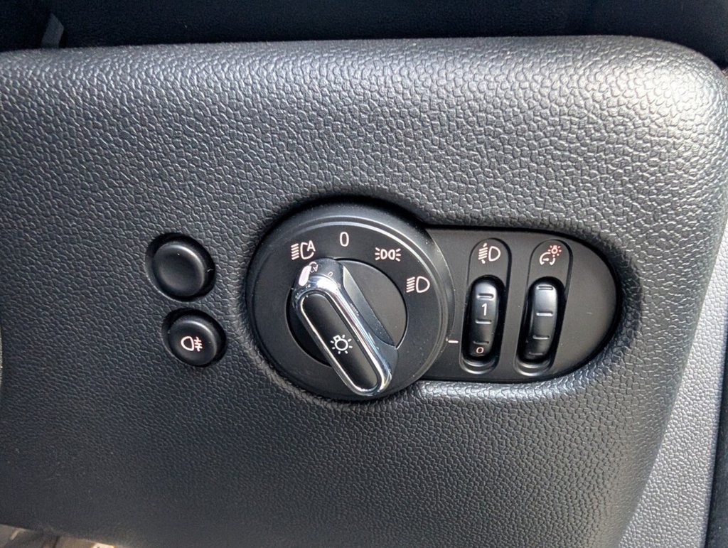 Used MINI Hatch 2021 for sale - 77667576: Photo 34