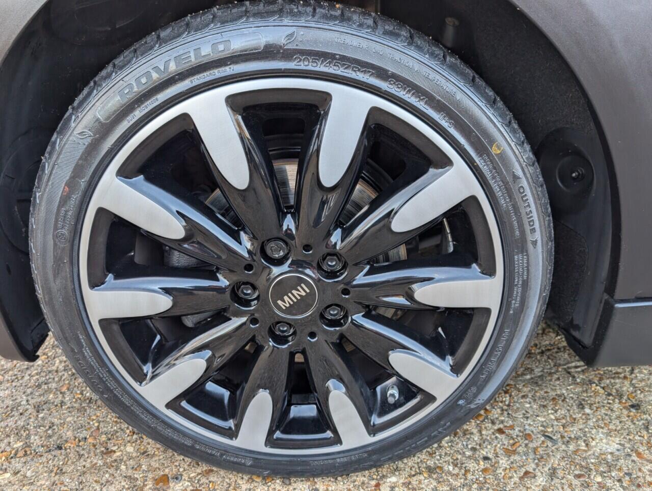 Used MINI Convertible 2019 for sale - 77892957: Photo 39