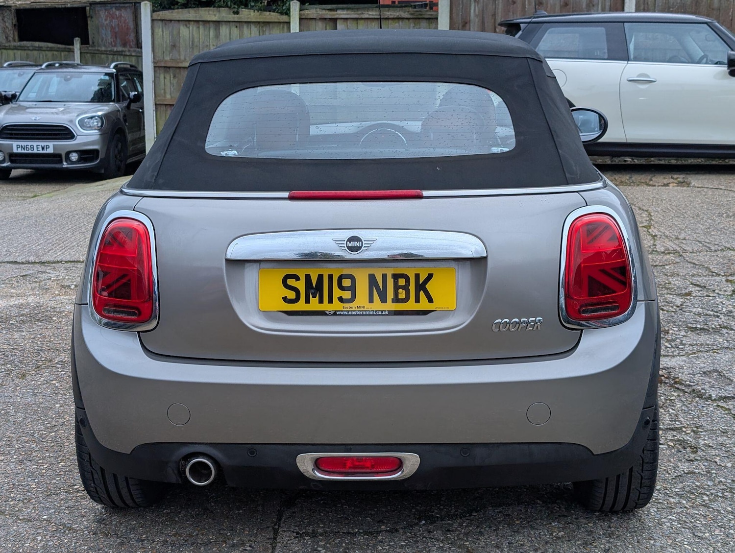 Used MINI Convertible 2019 for sale - 78062588: Photo 11