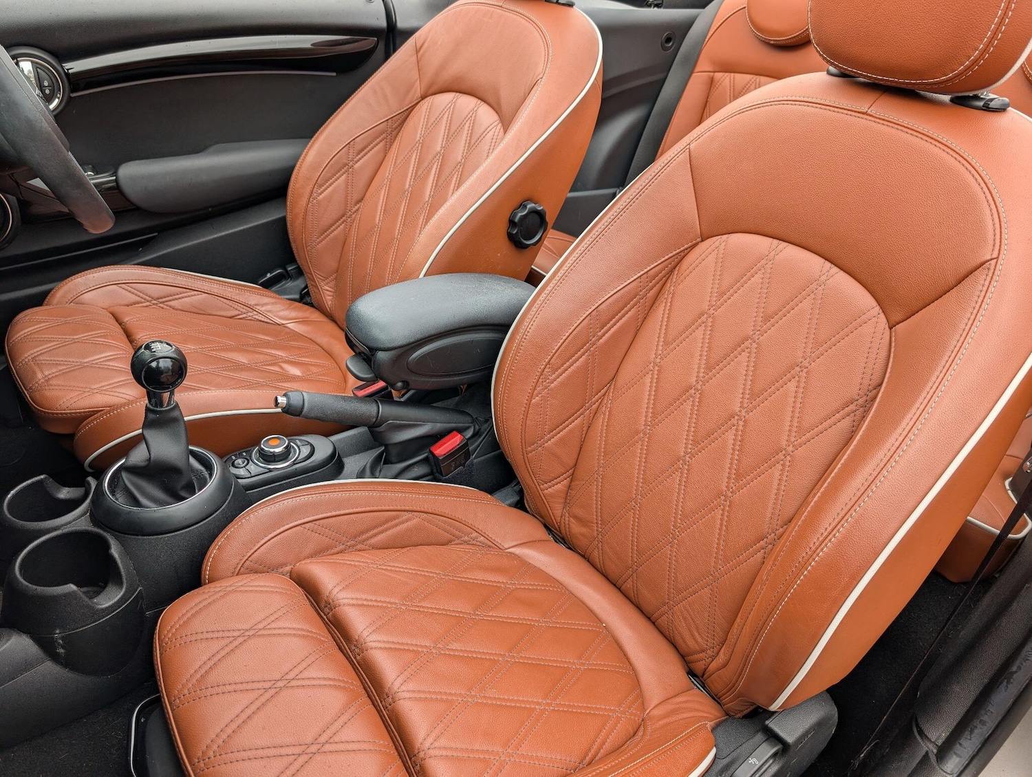 Used MINI Convertible 2019 for sale - 78062588: Photo 24