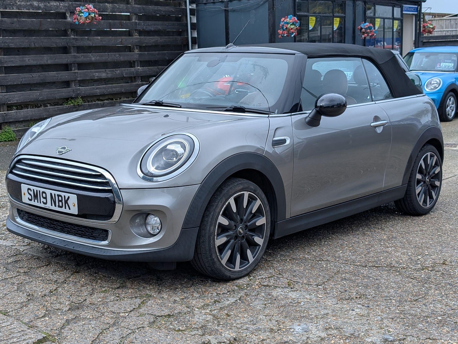 Used MINI Convertible 2019 for sale - 78062588: Photo 7