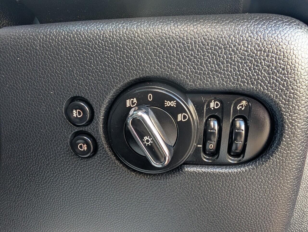 Used MINI Hatch 2020 for sale - 77892687: Photo 34