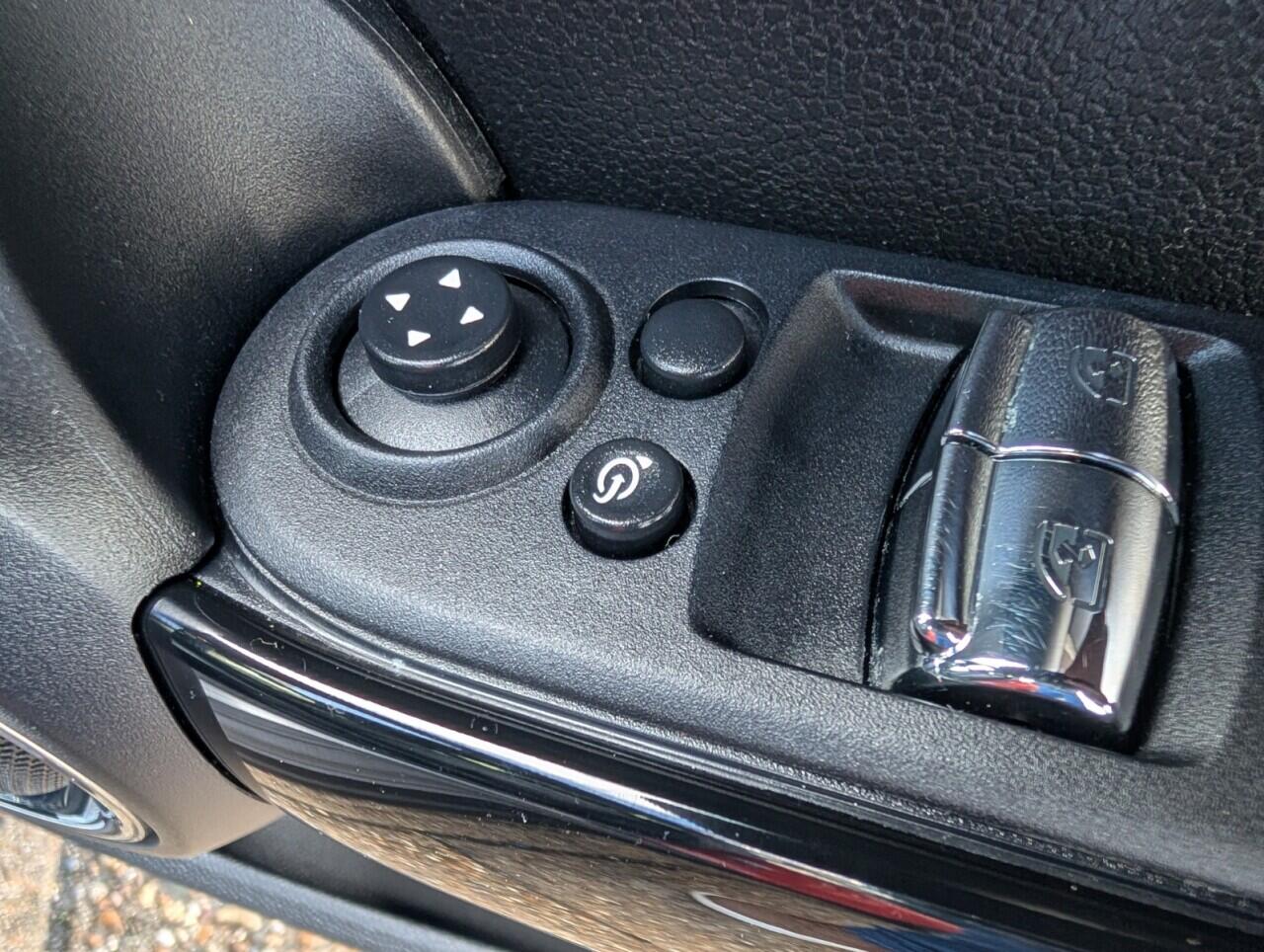 Used MINI Hatch 2020 for sale - 77892687: Photo 8