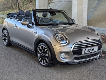Used MINI Convertible 2019 for sale - 78246401: Photo