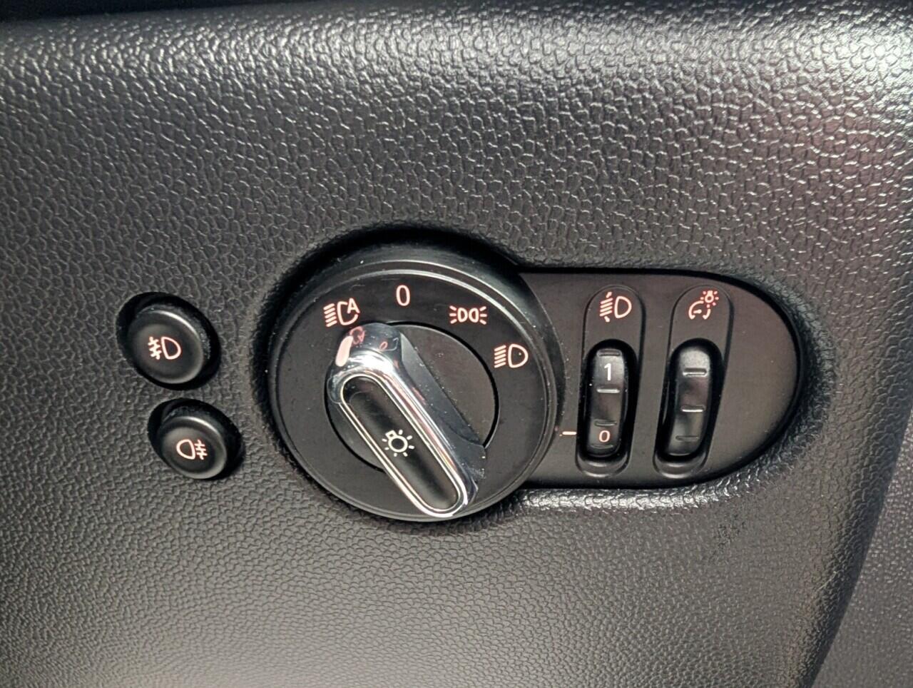 Used MINI Hatch 2020 for sale - 77892421: Photo 11