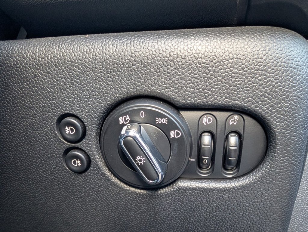 Used MINI Hatch 2021 for sale - 77667025: Photo 32