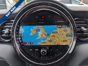 Used MINI Hatch 2021 for sale - 77512032: Photo