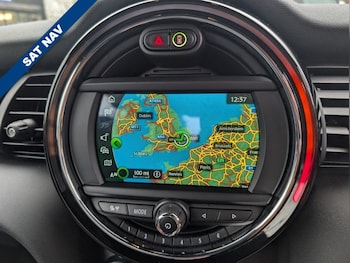 Used MINI Hatch 2020 for sale - 77512056: Photo