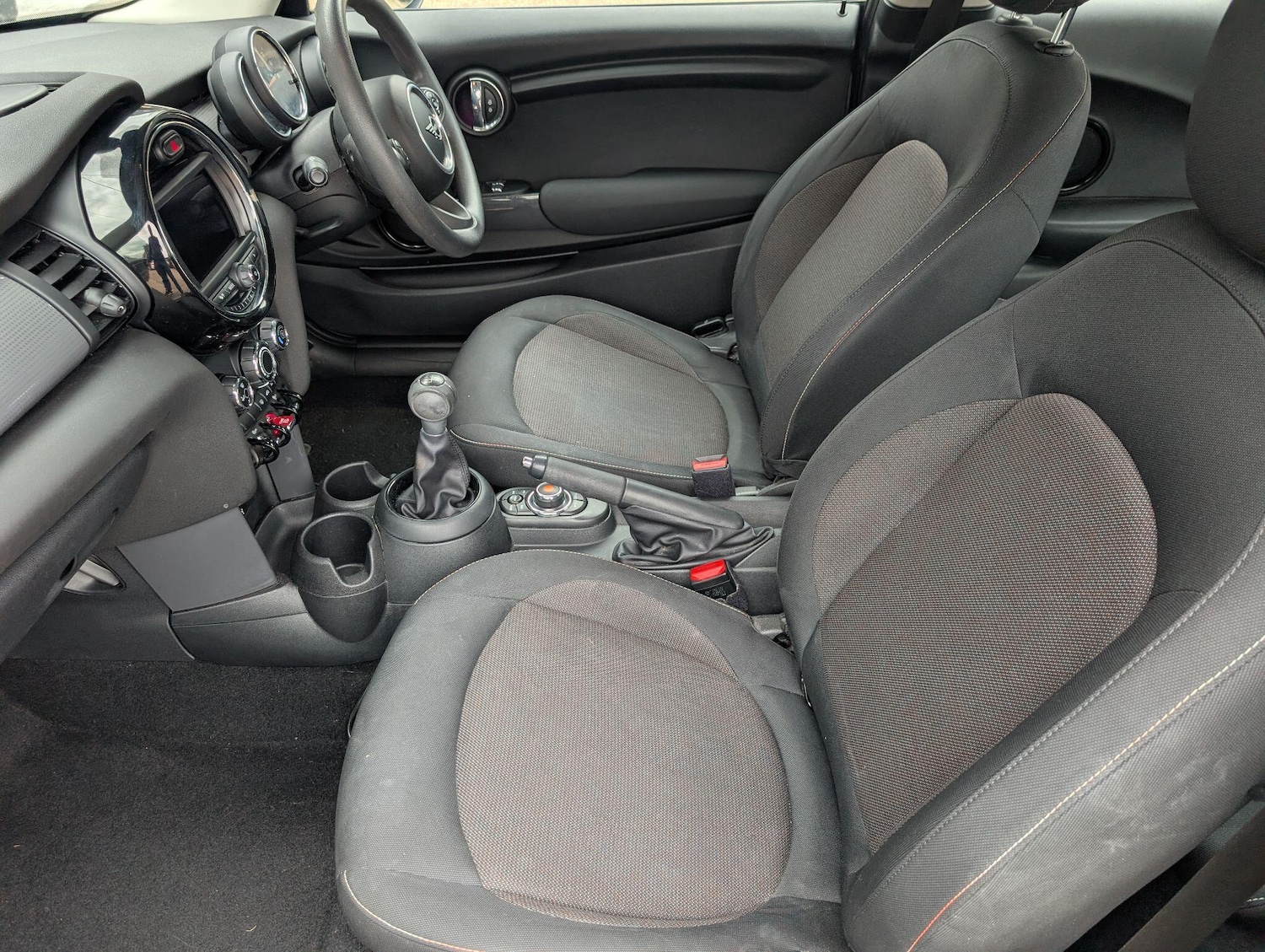 Used MINI Hatch 2019 for sale - 78101457: Photo 17