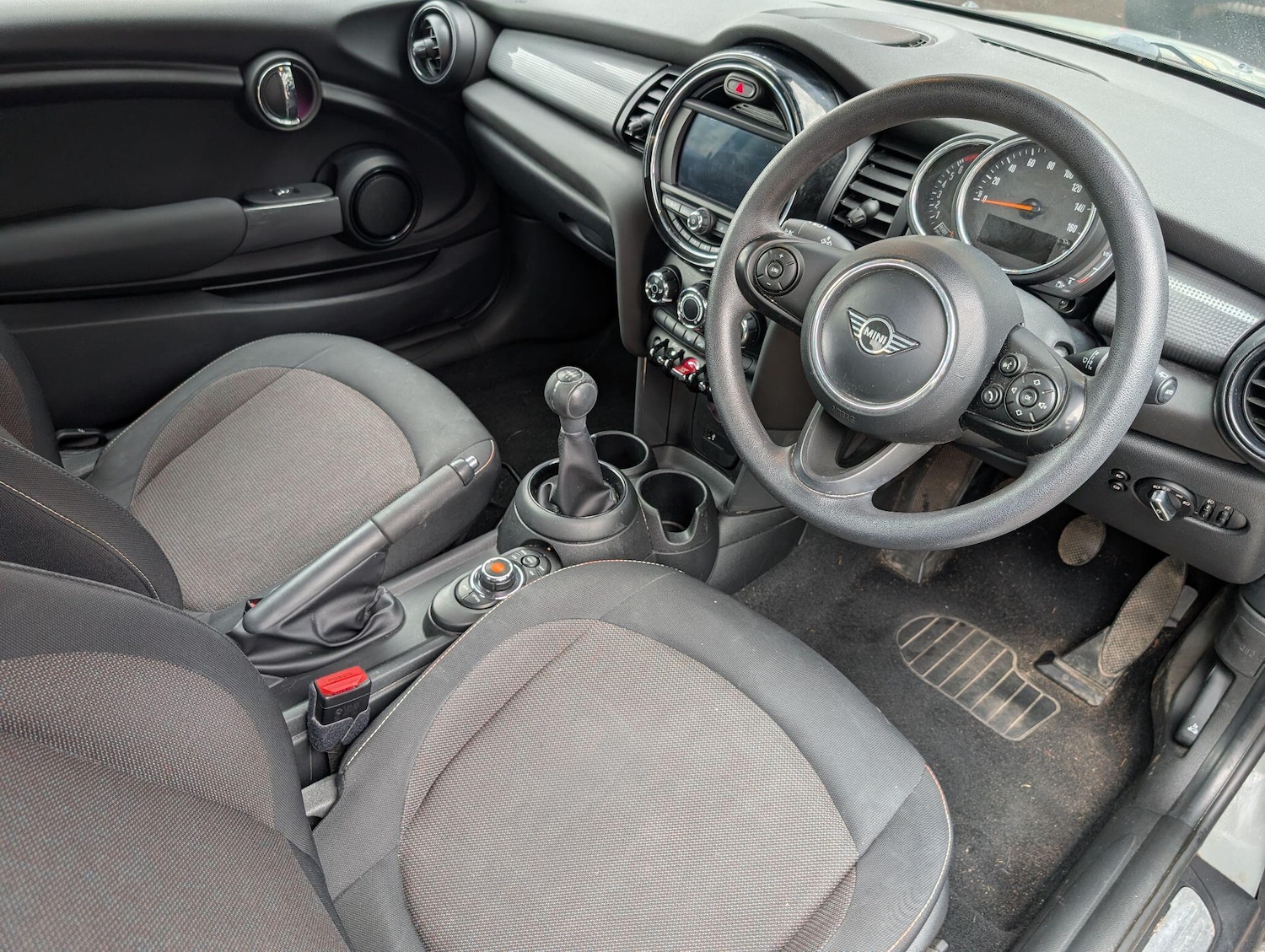 Used MINI Hatch 2019 for sale - 78101457: Photo 19