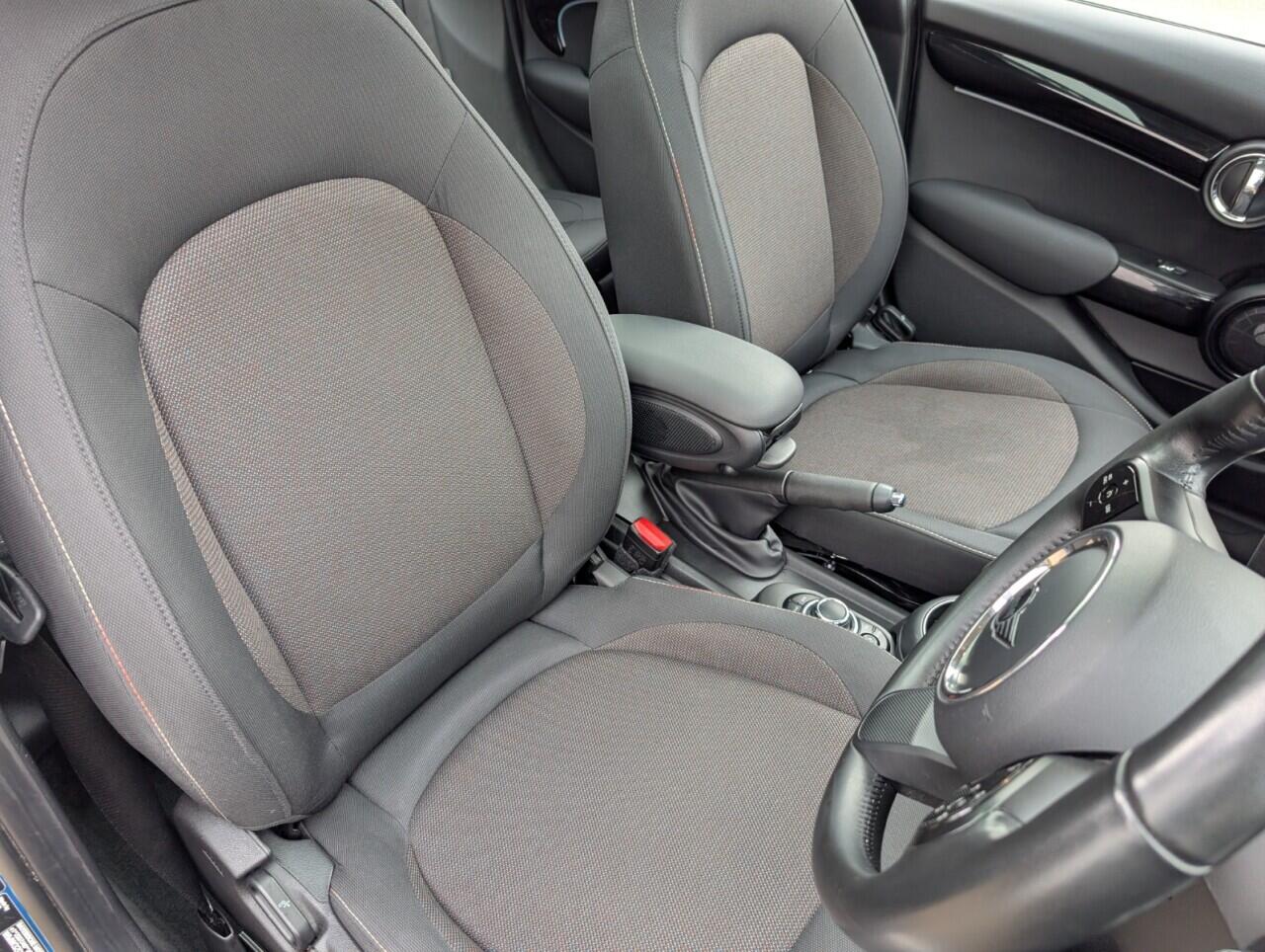 Used MINI Hatch 2022 for sale - 77892888: Photo 12