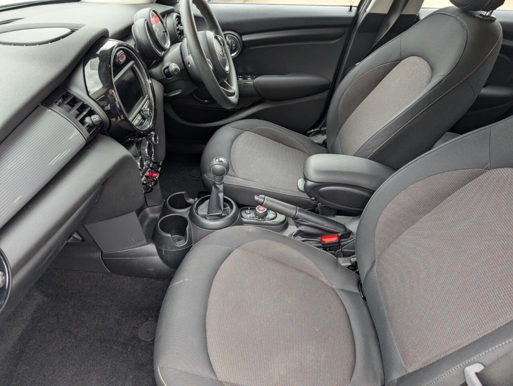 Used MINI Hatch 2019 for sale - 77680393: Photo 8