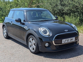 Used MINI Hatch 2018 for sale - 79012224: Photo