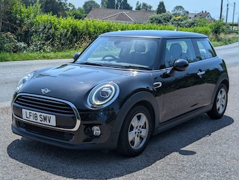 Used MINI Hatch 2018 for sale - 79012224: Photo