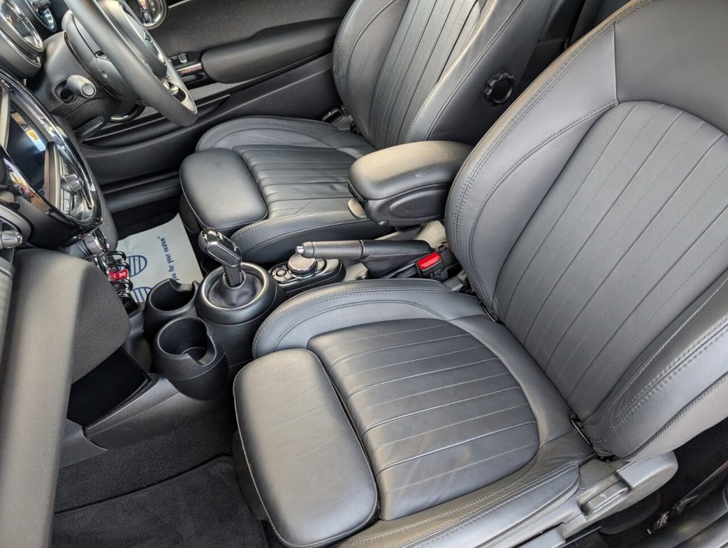 Used MINI Convertible 2019 for sale - 77512039: Photo 10