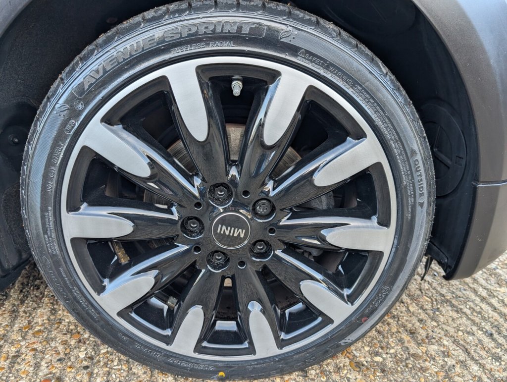 Used MINI Convertible 2019 for sale - 77512039: Photo 37