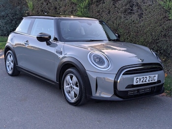 MINI Hatch feature image