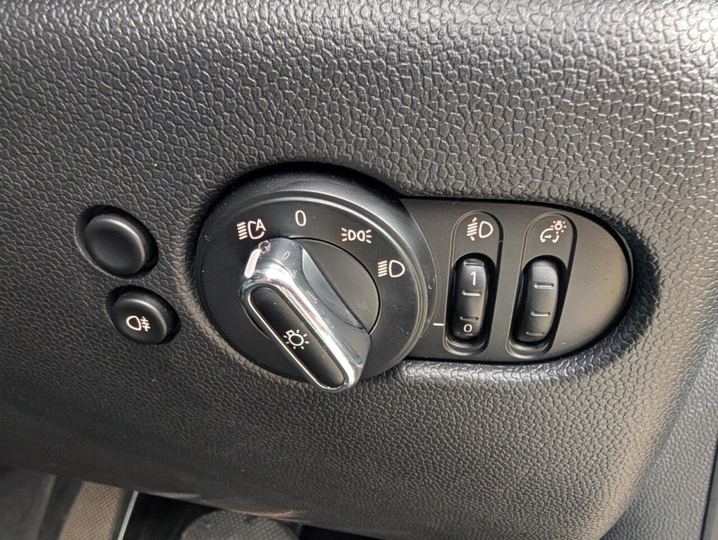 Used MINI Hatch 2021 for sale - 77748077: Photo 29