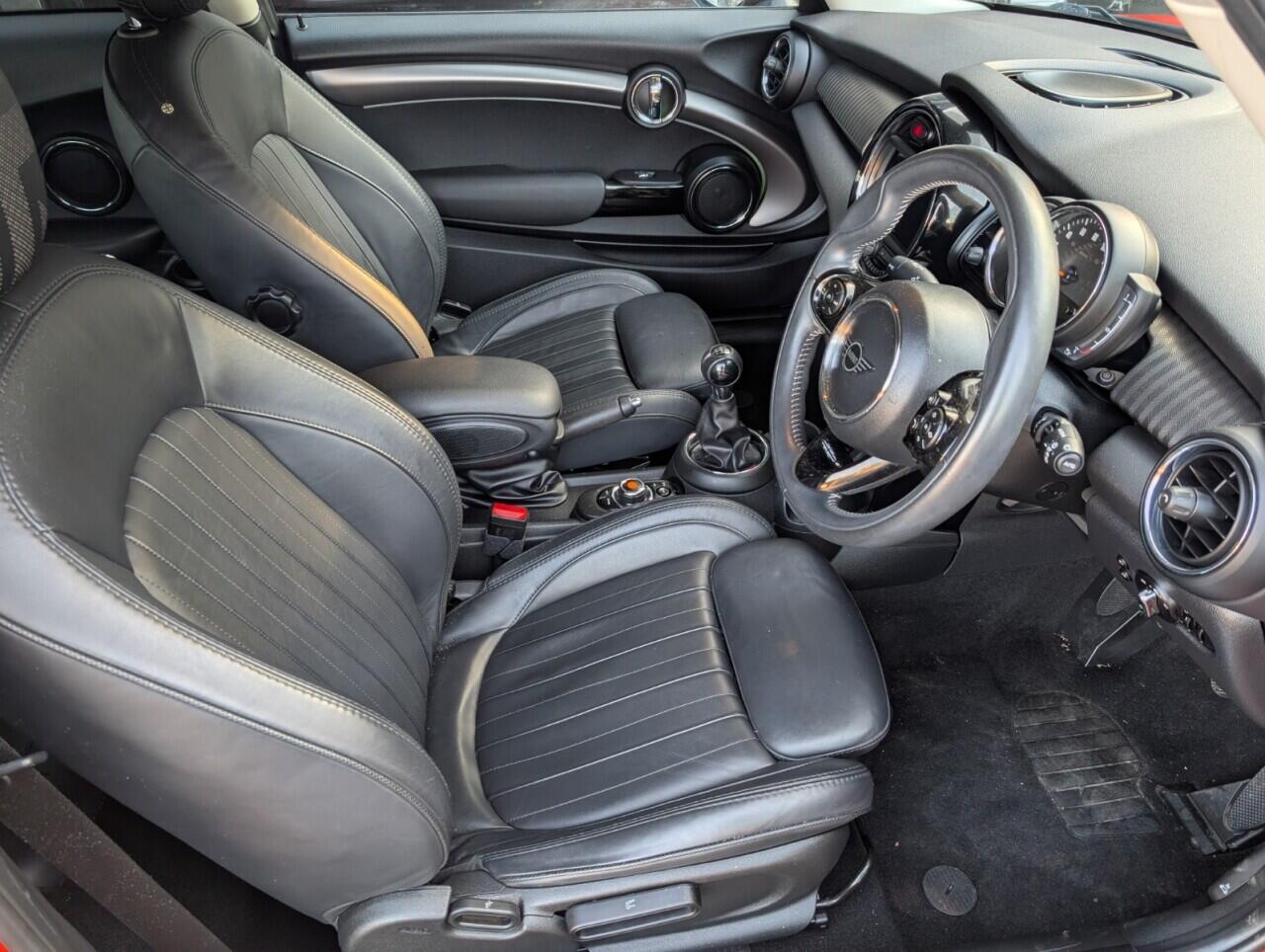 Used MINI Hatch 2019 for sale - 77892998: Photo 28