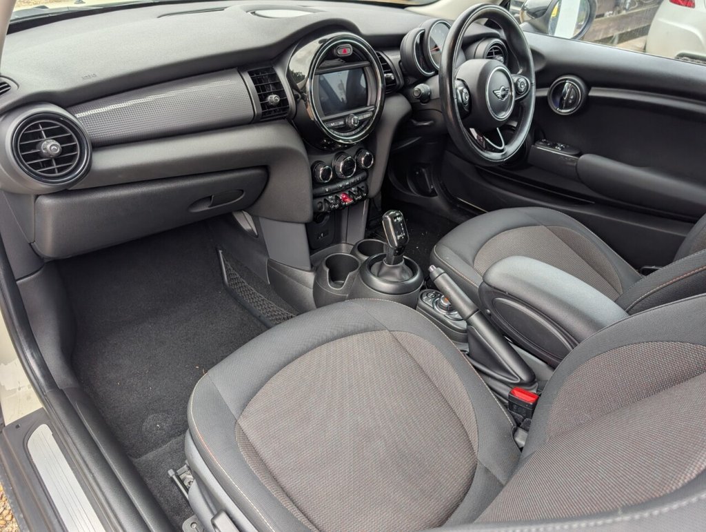 Used MINI Hatch 2018 for sale - 77512079: Photo 3