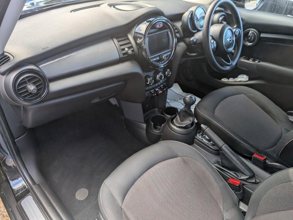 Used MINI Hatch 2019 for sale - 77512057: Photo 3