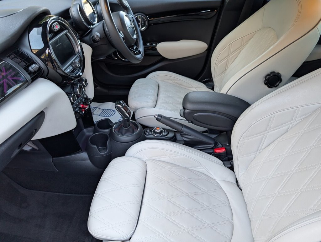 Used MINI Hatch 2019 for sale - 77512037: Photo 10