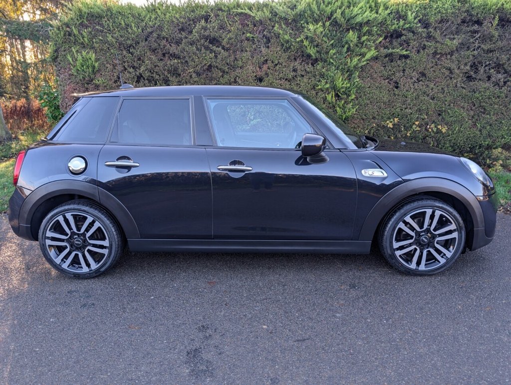 Used MINI Hatch 2019 for sale - 77512037: Photo 23